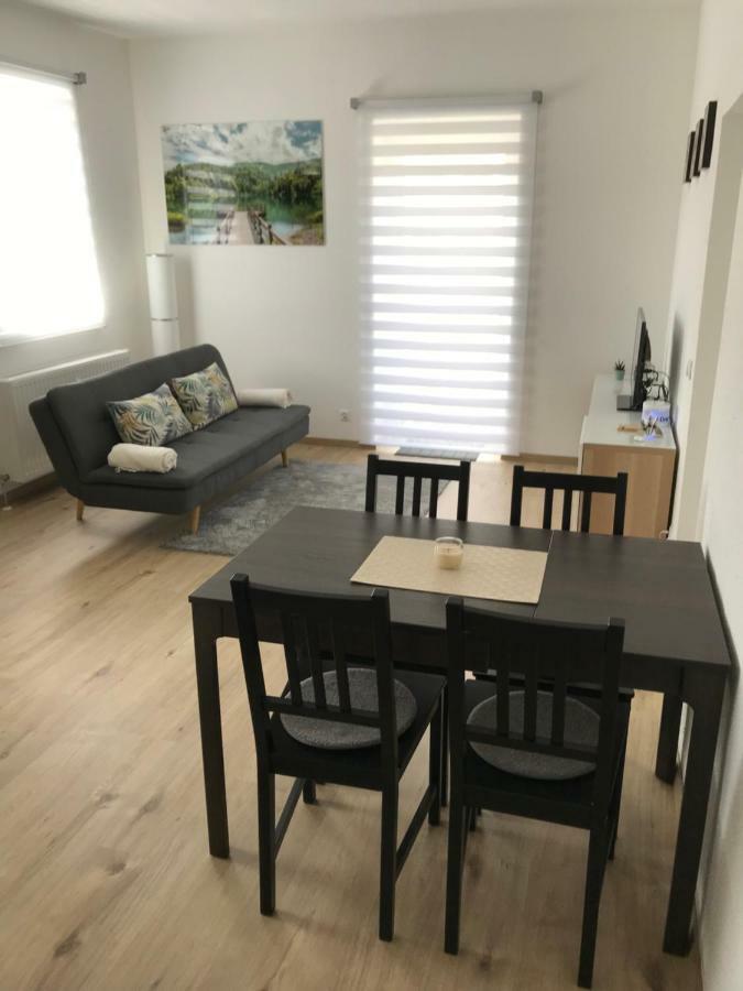 Ferienwohnung Villa Seeblick โบเดนสดอร์ฟ ภายนอก รูปภาพ